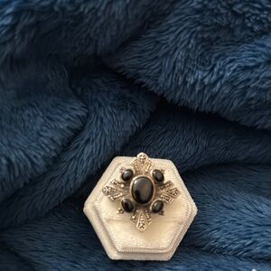 Elegant Black and Silver ring